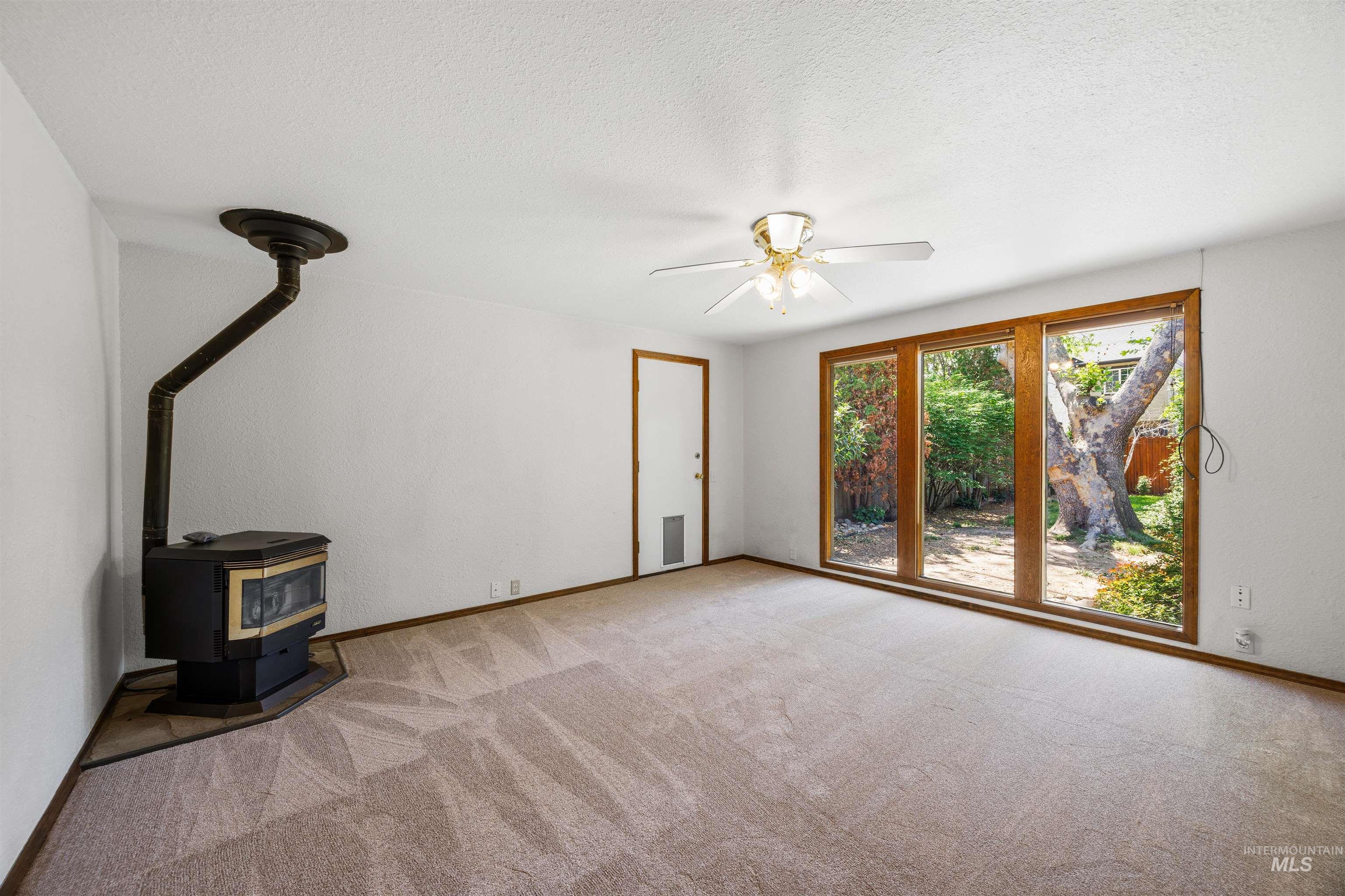 2141 North Currant Place Boise, ID 83704 - Photo 13 of 27