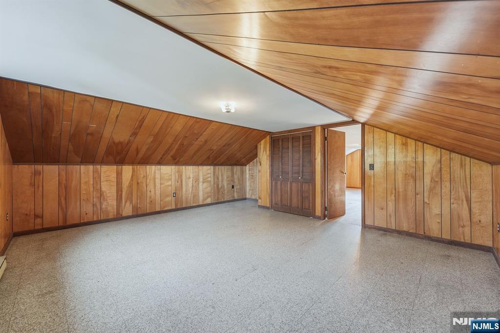 5 Dogwood Road Netcong, NJ 07857 - Photo 25 of 35 a view of a garage