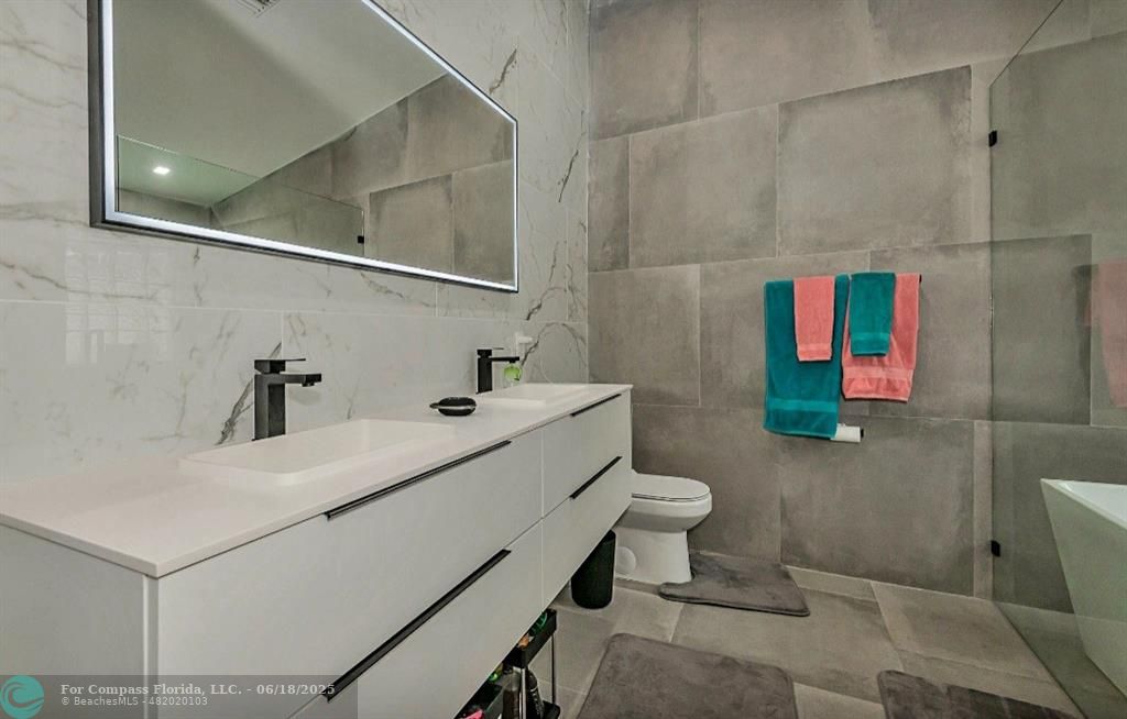 1508 Southwest 149th Avenue Pembroke Pines, FL 33027 - Photo 9 of 26