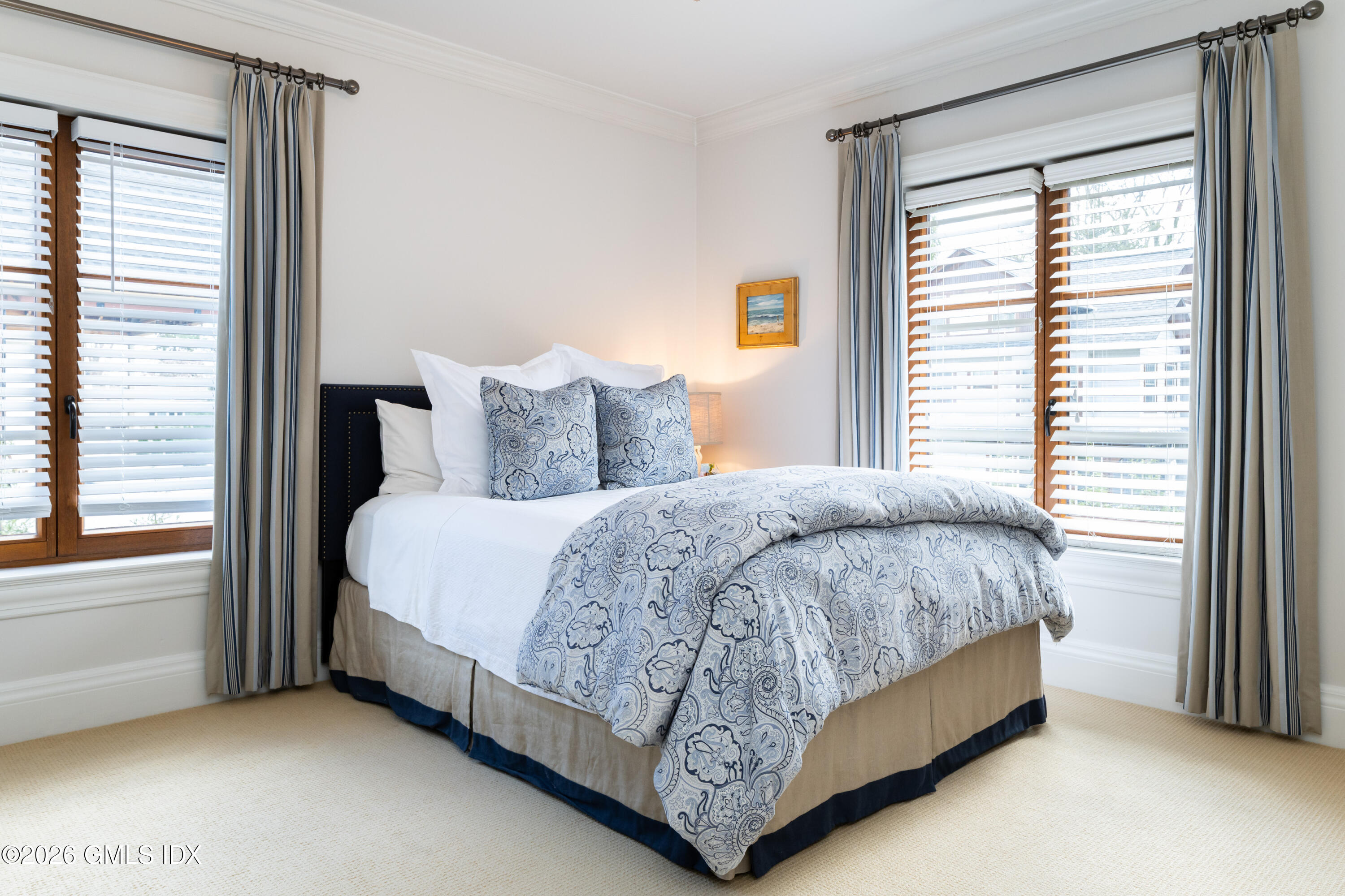 15 Field Road Riverside, CT 06878 - Photo 18 of 34 Family Bedroom