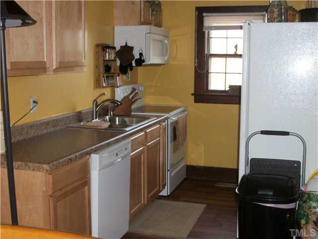 130 Dee Long Road Roxboro, NC 27574 - Photo 4 of 12