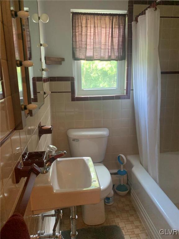 3209 Shankweiler Road Allentown, PA 18104 - Photo 18 of 27 Gallery Image 18