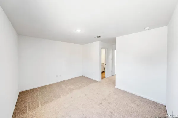 $1,545 | 3822 Glade Creek, San Antonio, TX 78245