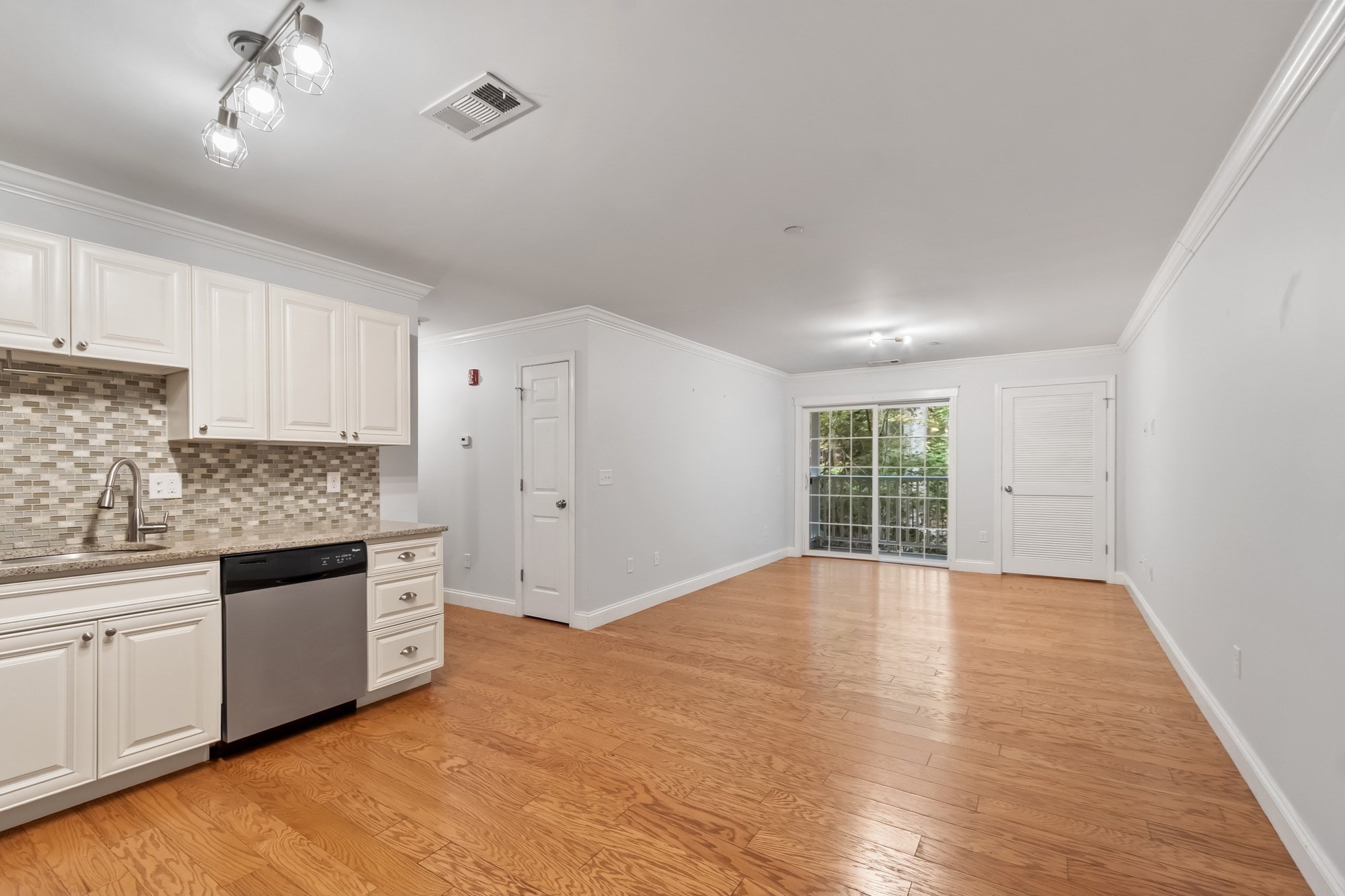 24 Shayne Road, Unit 110 Franklin, MA 02038 - Photo 6 of 21 Gallery Image 6