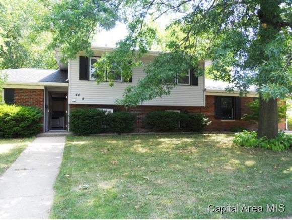 44 Squires Road Springfield, IL 62704 - Photo 1 of 10