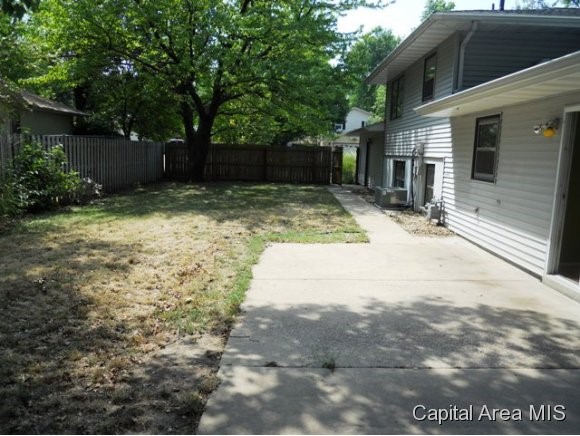 44 Squires Road Springfield, IL 62704 - Photo 10 of 10