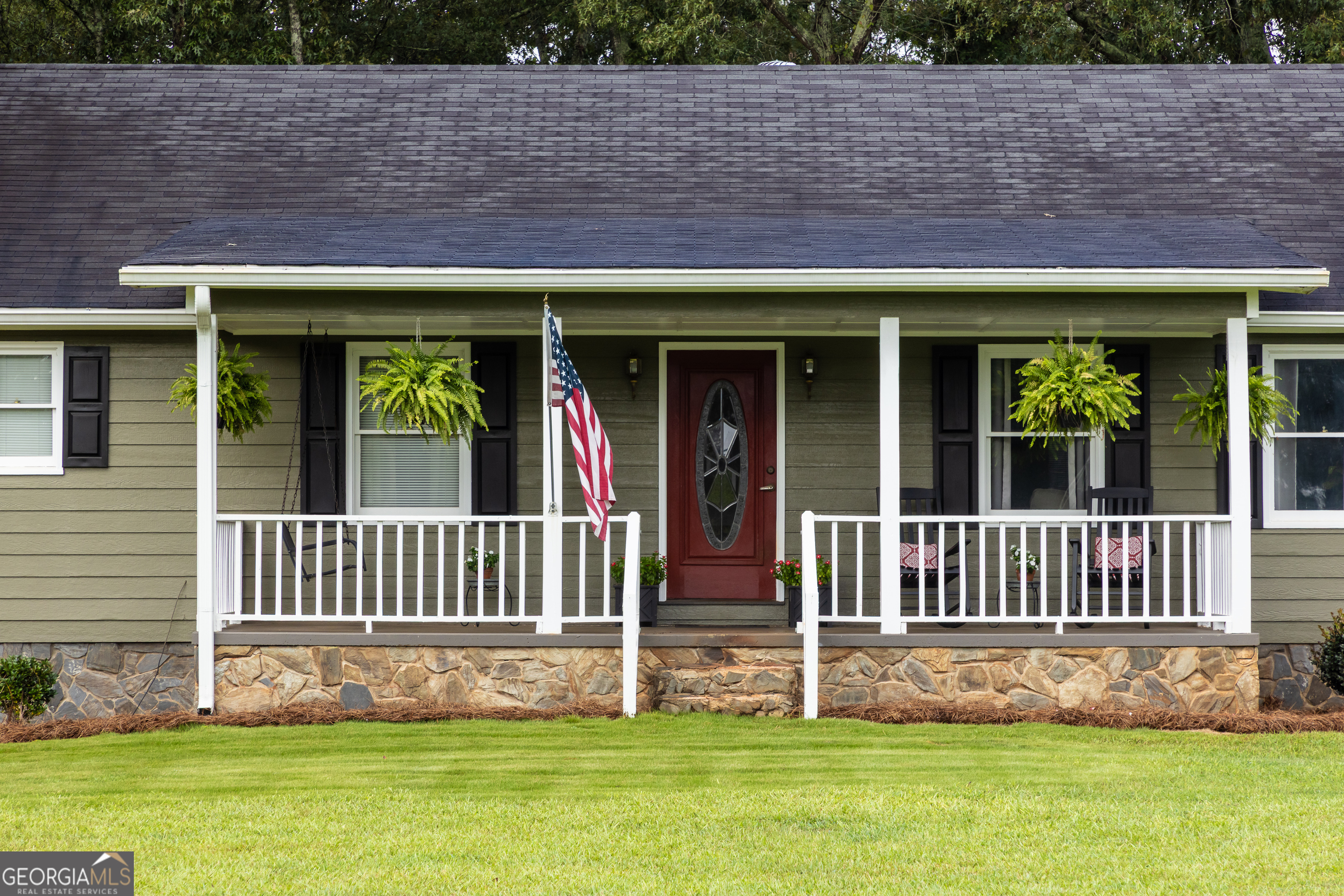 976 Windsweep Farm Road Thomaston, GA 30286 - Photo 39 of 98 a view of a house with a yard