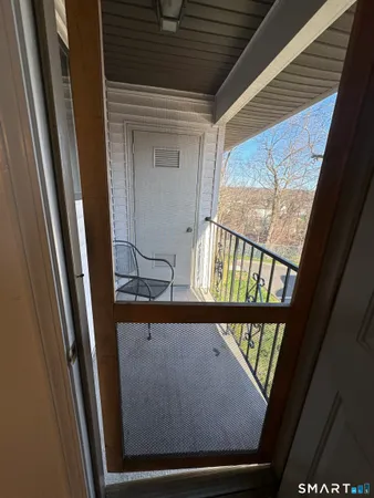 $2,000 | 140 Thompson Street, Unit 22G, East Haven, CT 06513