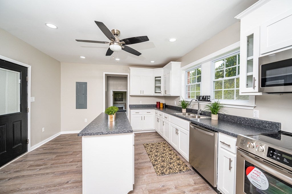 17707 White Oak Road Sutherland, VA 23885 - Photo 11 of 34 Gallery Image 11