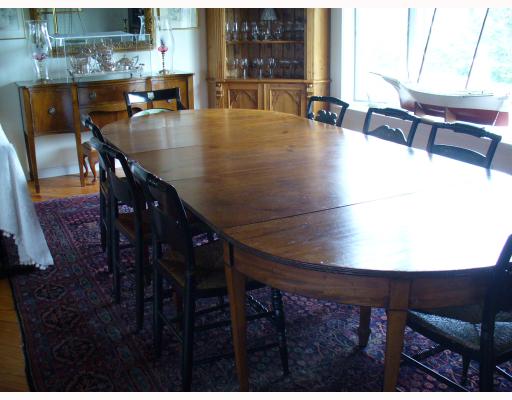 4 Round Hill Road Westerly, RI 02891 - Photo 3 of 5 Dining Room.