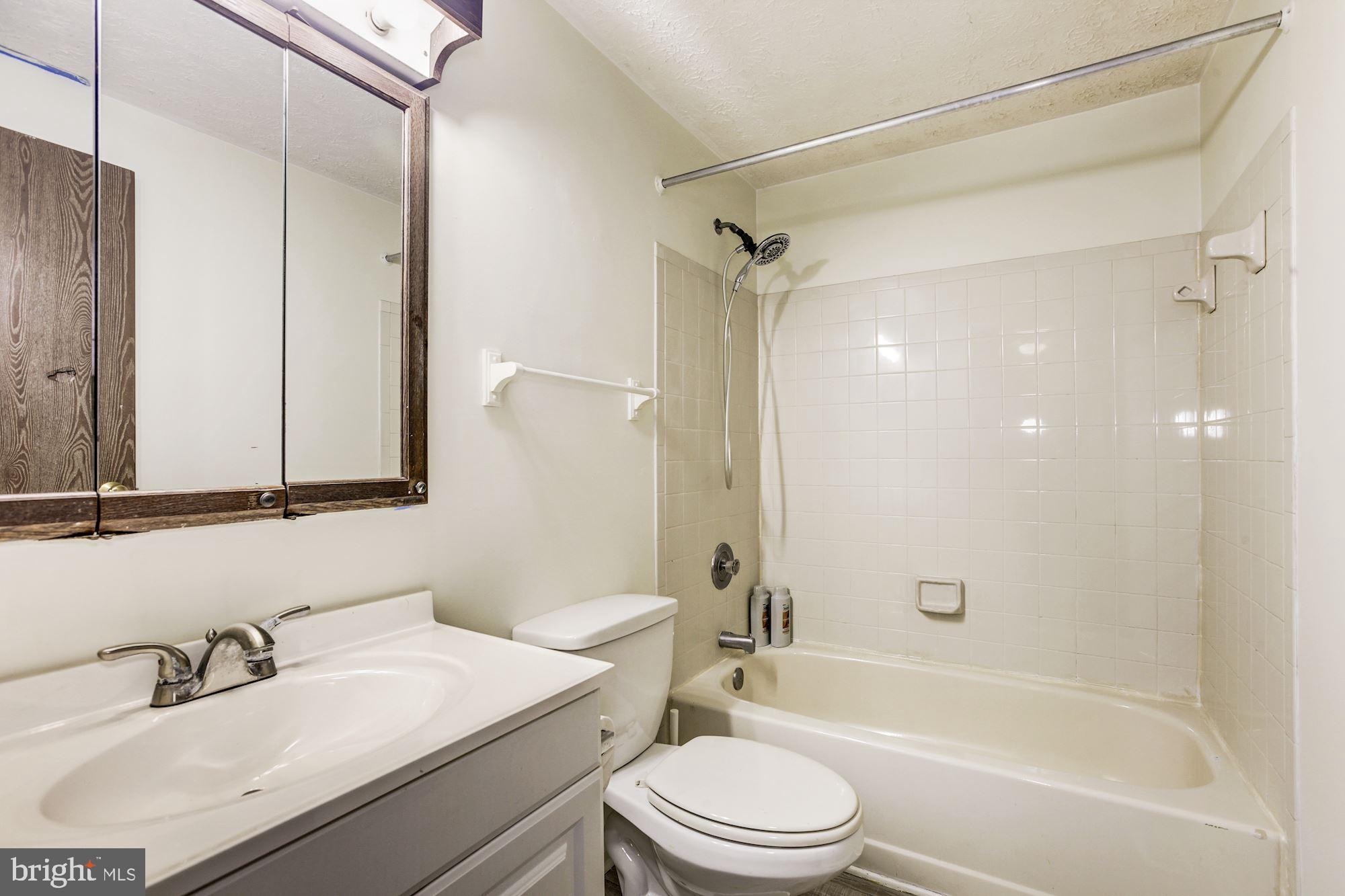 8611 Lawrence Hill Road Perry Hall, MD 21128 - Photo 15 of 22 Bath