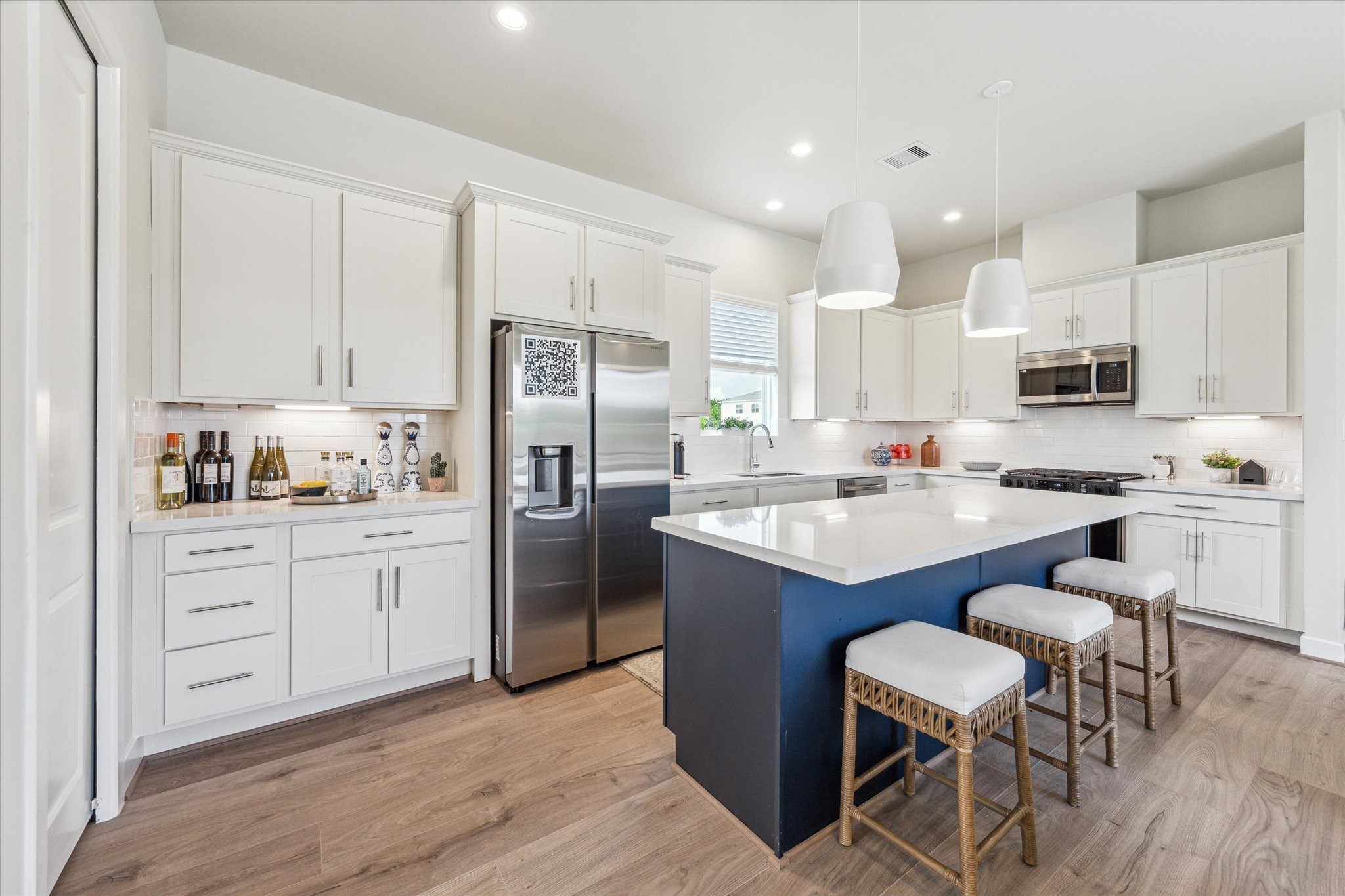 10610 Cascade Ledge Lane Houston, TX 77025 - Photo 11 of 25 Representative Photo - Layout and Selections May Vary