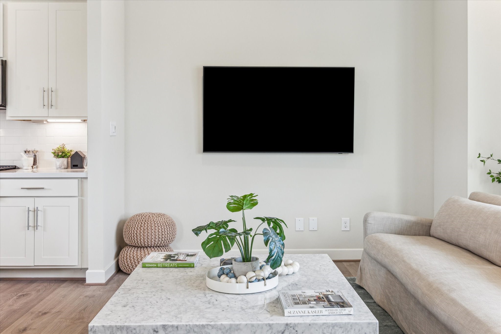 10610 Cascade Ledge Lane Houston, TX 77025 - Photo 7 of 25 Representative Photo - Layout and Selections May Vary