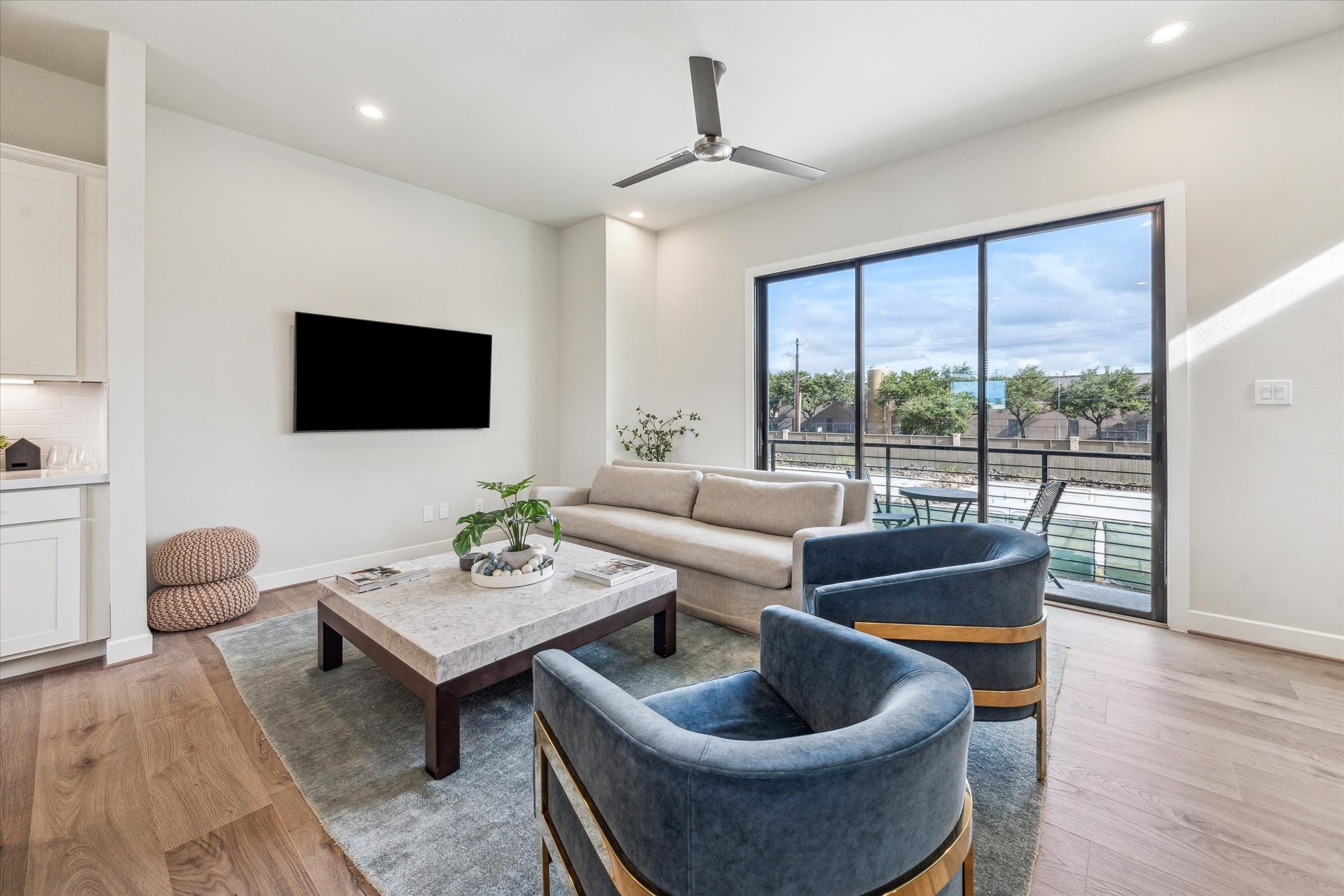 10610 Cascade Ledge Lane Houston, TX 77025 - Photo 8 of 25 Representative Photo - Layout and Selections May Vary