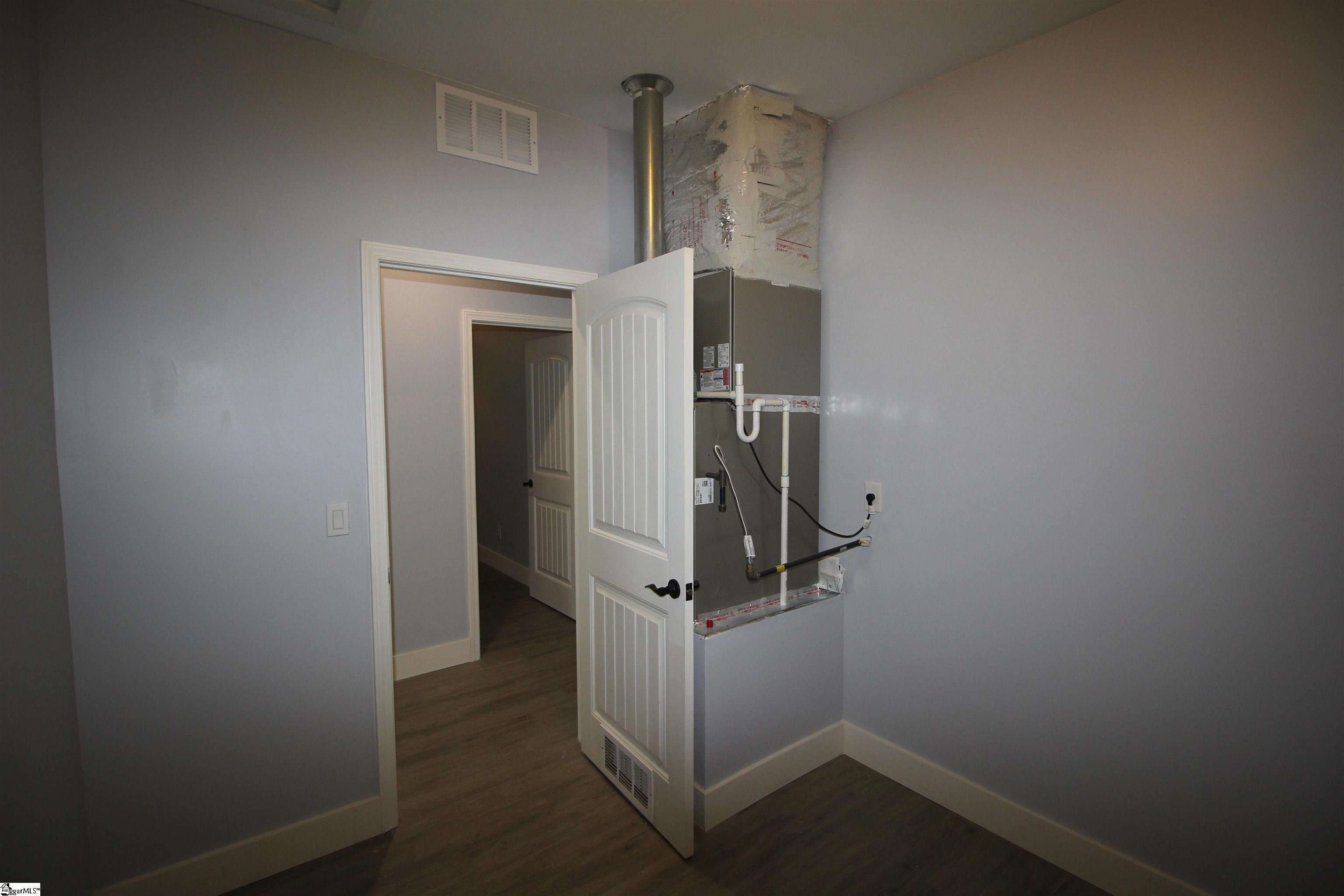 700 Trade Street Greer, SC 29651 - Photo 18 of 27 Gallery Image 18