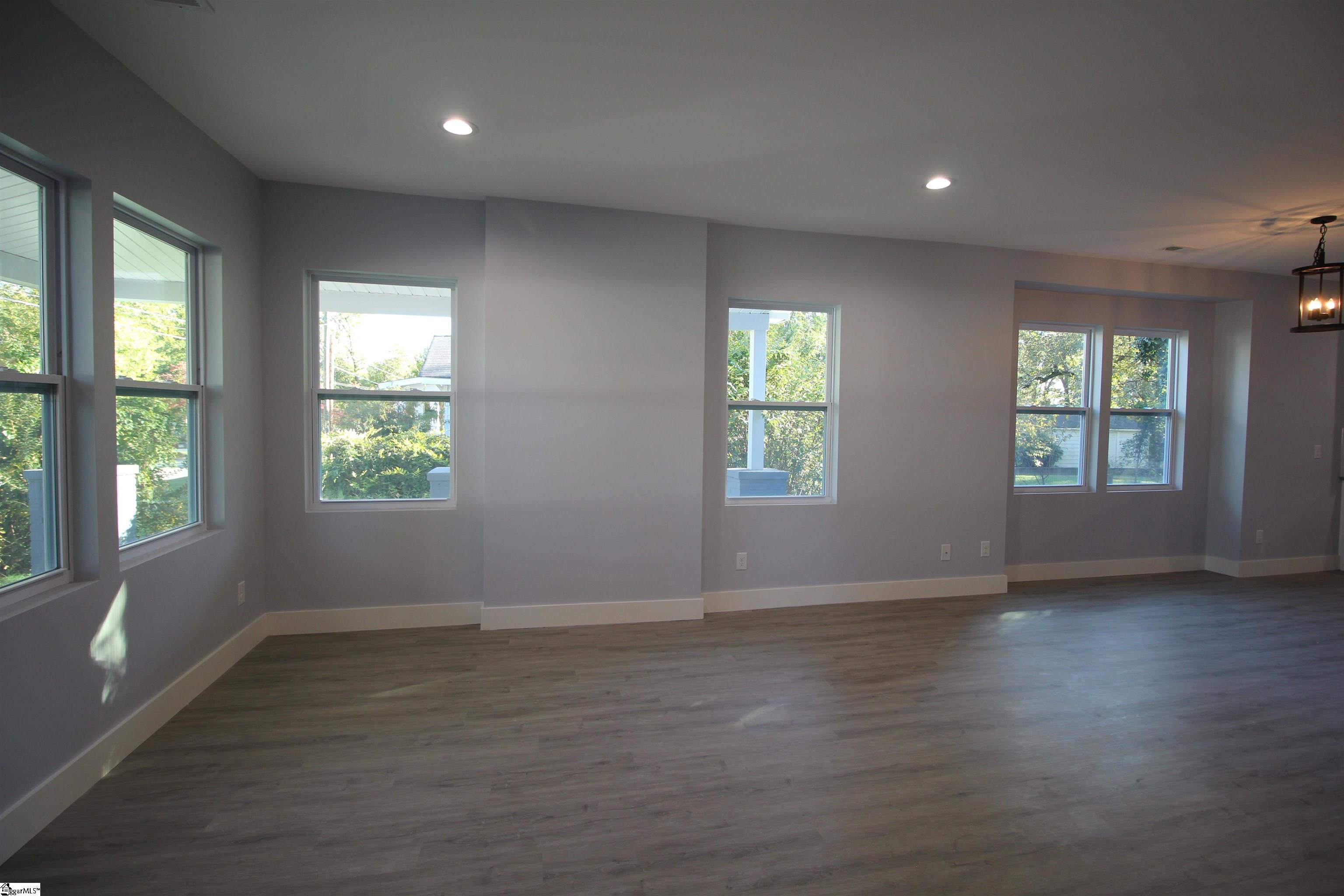 700 Trade Street Greer, SC 29651 - Photo 20 of 27 Gallery Image 20