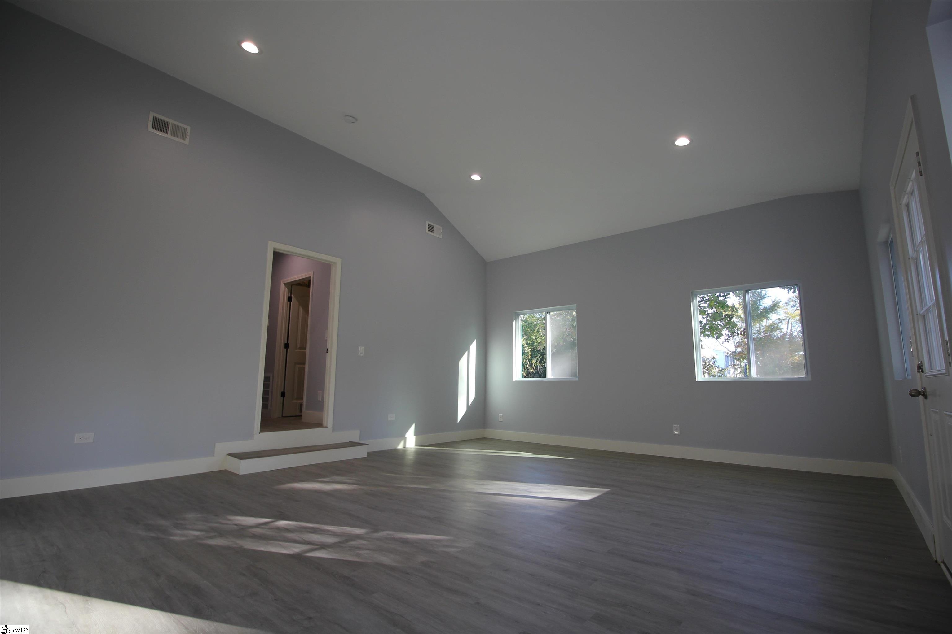 700 Trade Street Greer, SC 29651 - Photo 23 of 27 Gallery Image 23