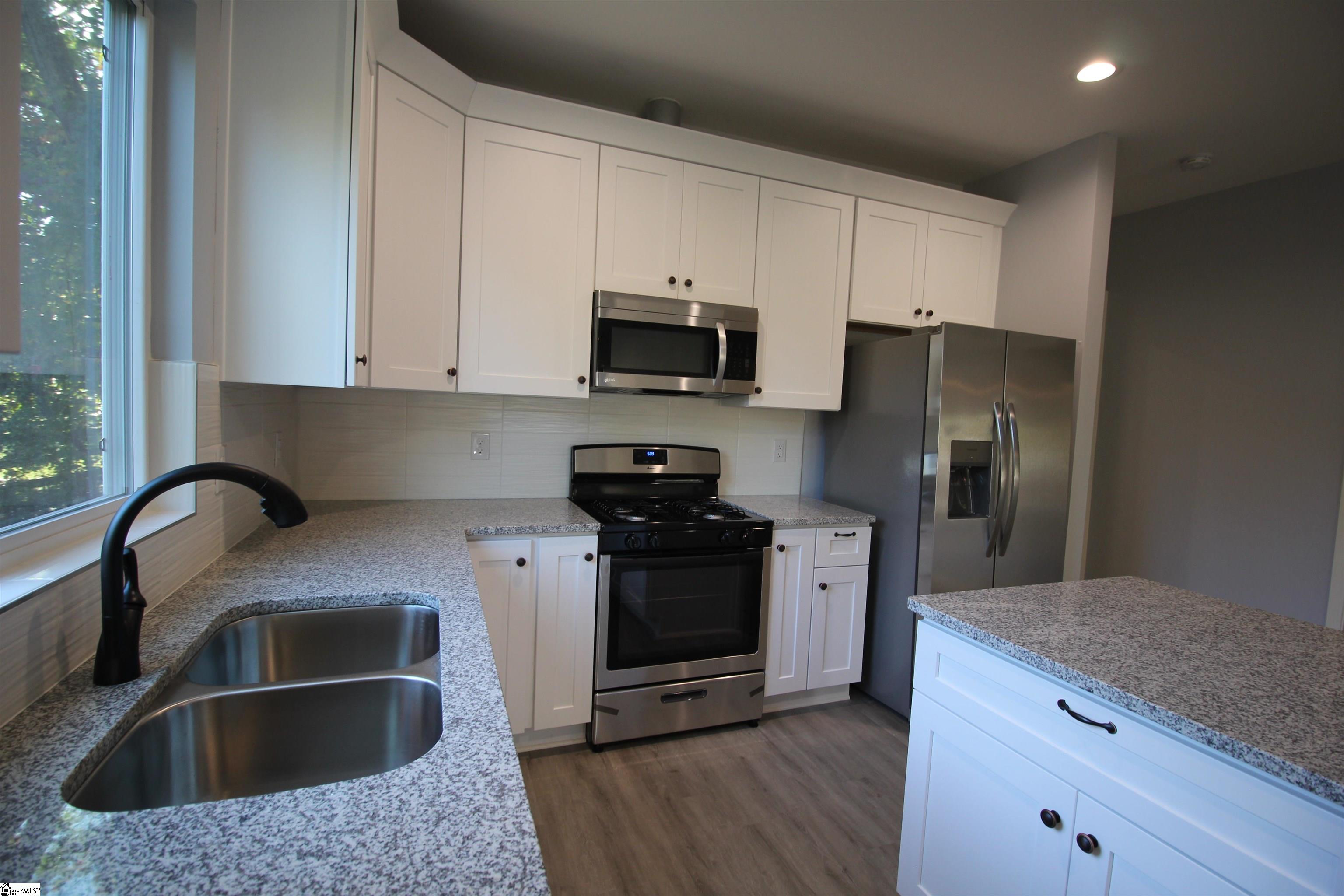 700 Trade Street Greer, SC 29651 - Photo 6 of 27 Gallery Image 6