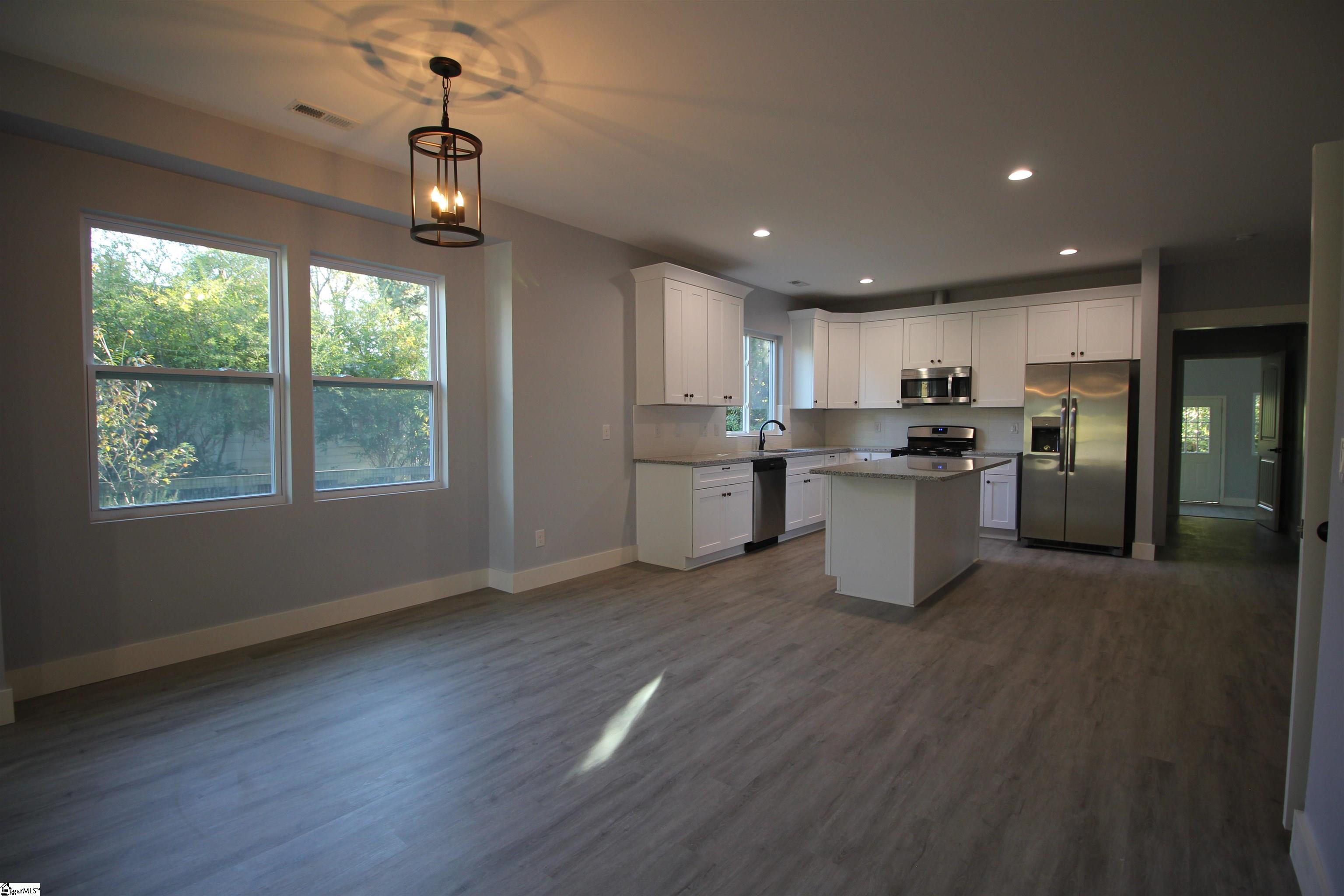 700 Trade Street Greer, SC 29651 - Photo 7 of 27 Gallery Image 7