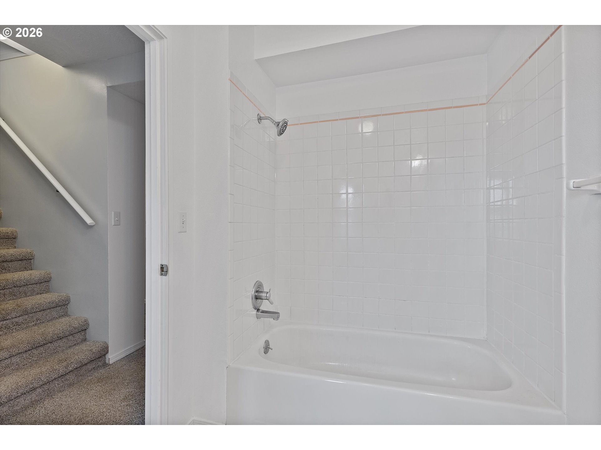 860 Southwest 10th Street Lincoln City, OR 97367 - Photo 29 of 45 a bathroom with a shower
