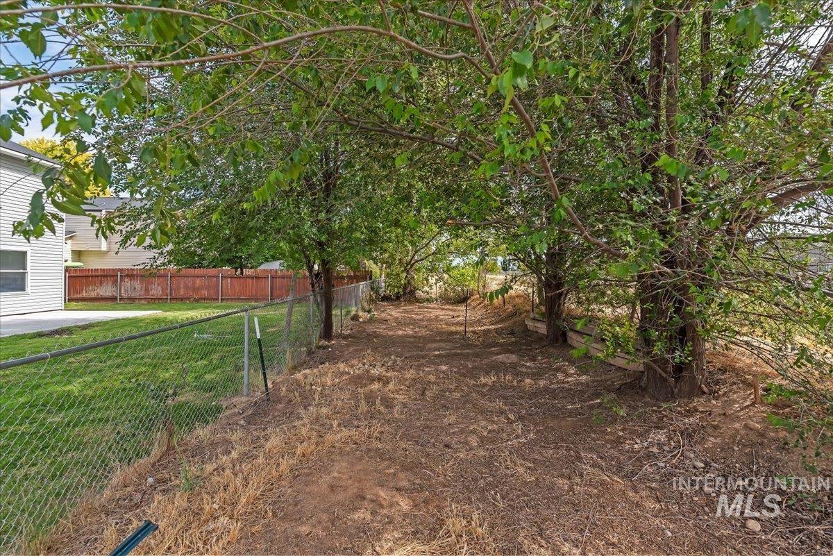 5418 Barkley Way Caldwell, ID 83607 - Photo 37 of 38