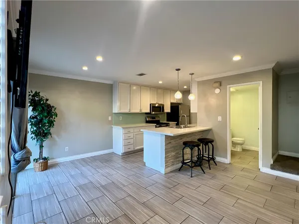 $569,000 | 542 West Dunton Avenue, Unit 29, Orange, CA 92865