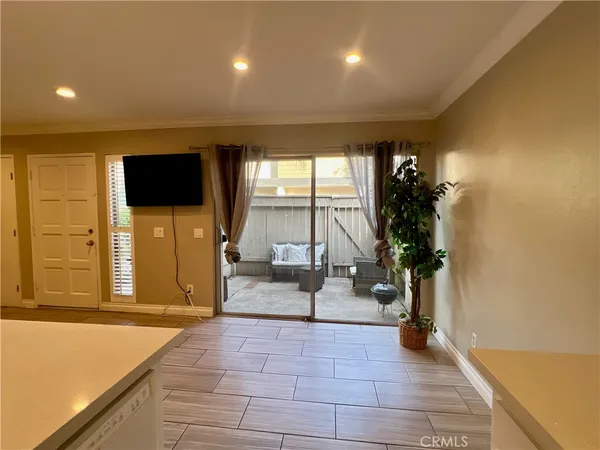 $569,000 | 542 West Dunton Avenue, Unit 29, Orange, CA 92865