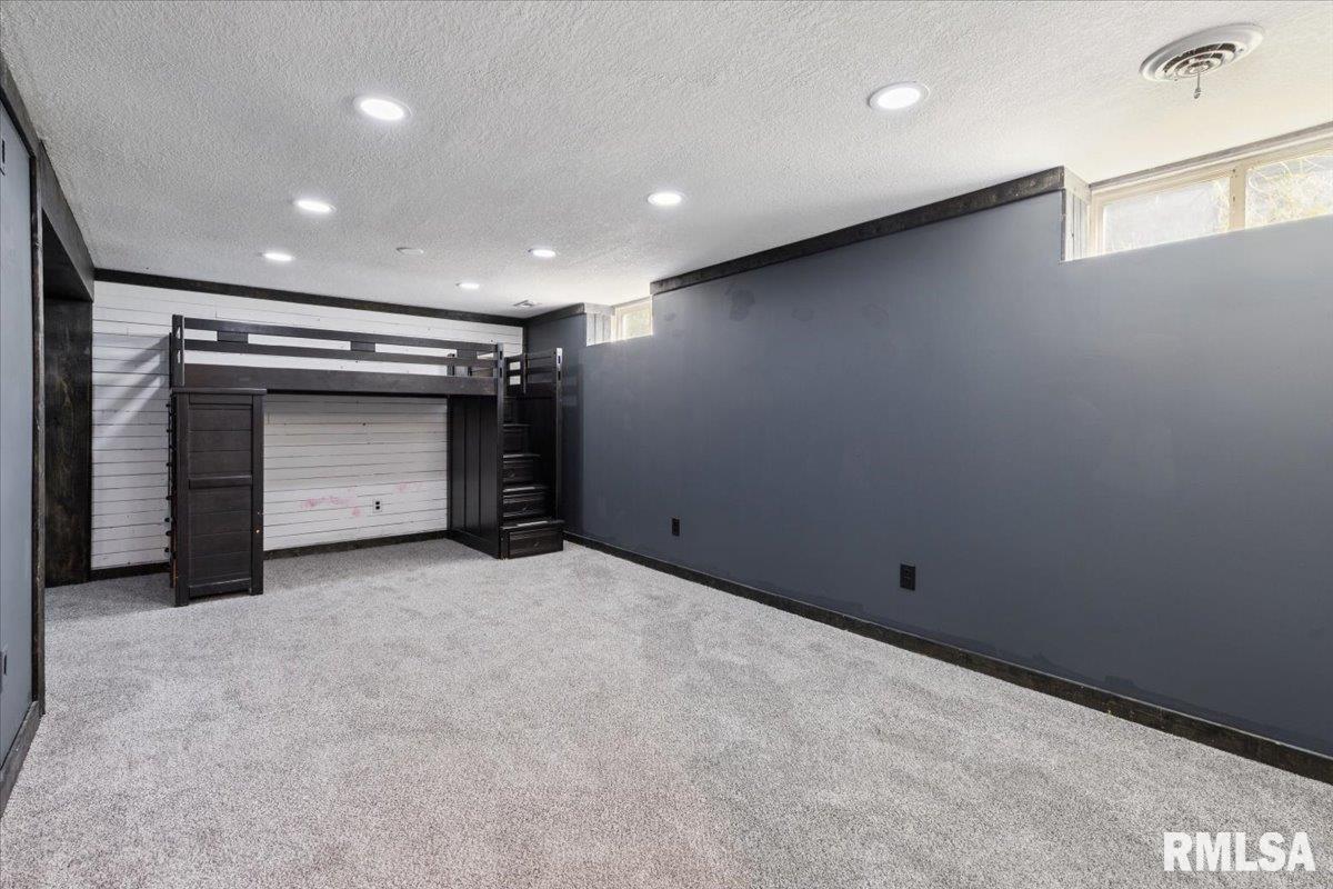 1911 23rd Street, Unit A Moline, IL 61265 - Photo 21 of 28 a view of an empty room