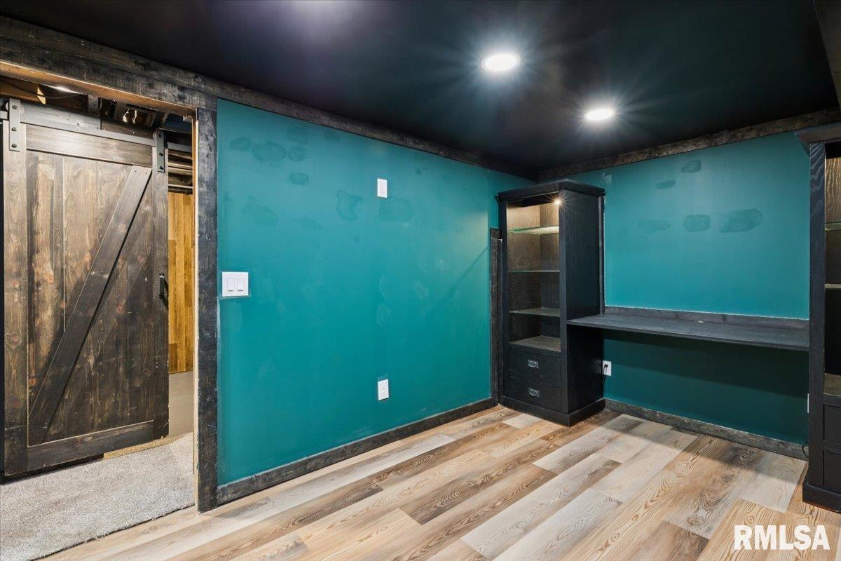 1911 23rd Street, Unit A Moline, IL 61265 - Photo 24 of 28 a view of an empty room