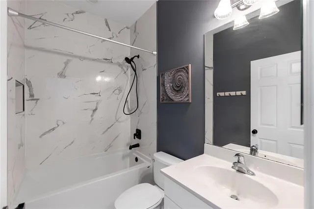 $2,450 | 5617 Whitehead Street, Bradenton, FL 34203