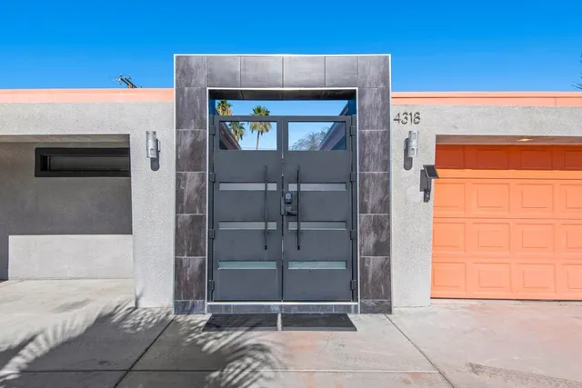a house view with a outdoor space