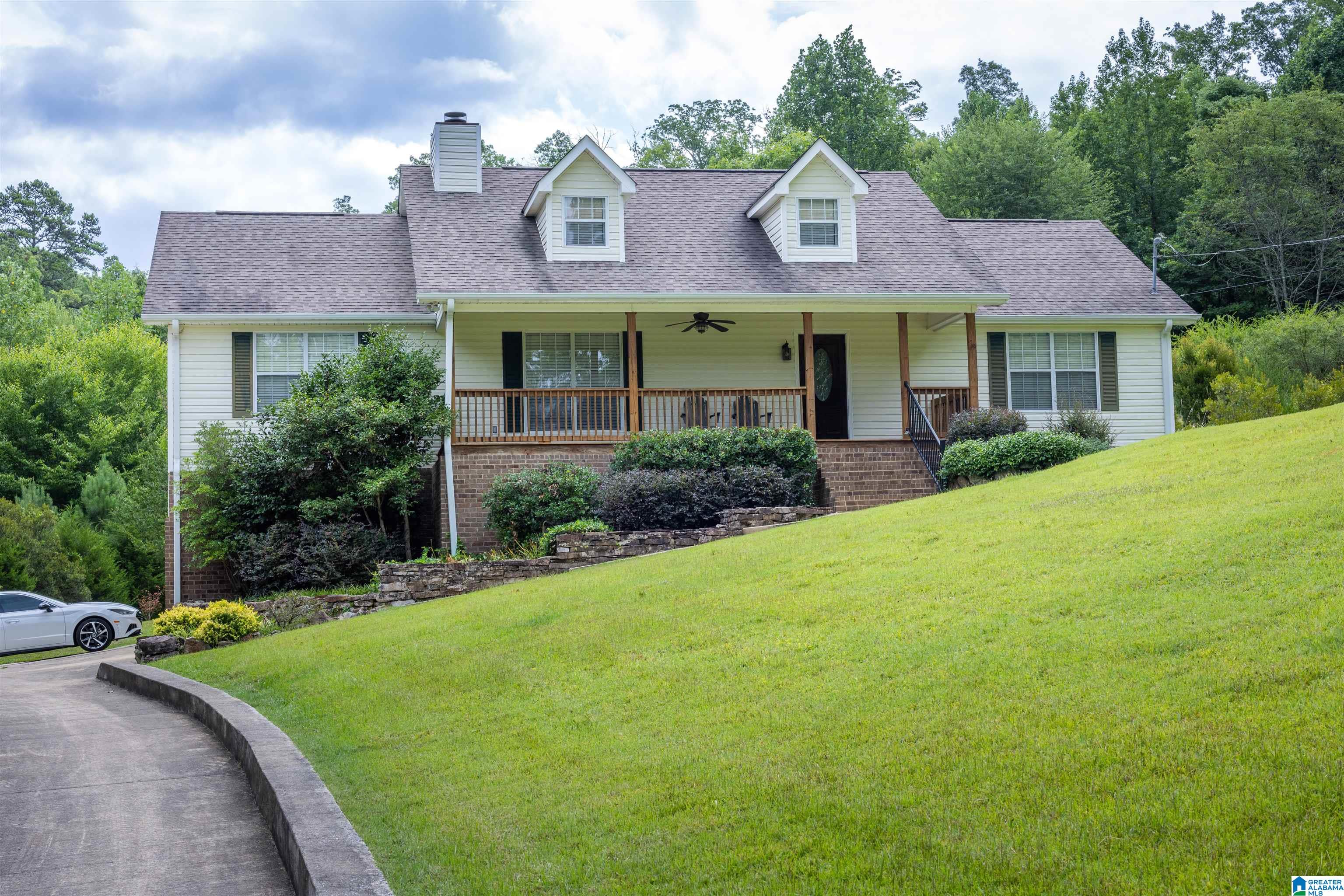 640 Beaver Ridge Circle Ashville, AL 35953 - Photo 2 of 45