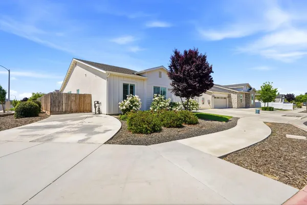 $520,000 | 3617 North Santa Fe Street, Visalia, CA 93291