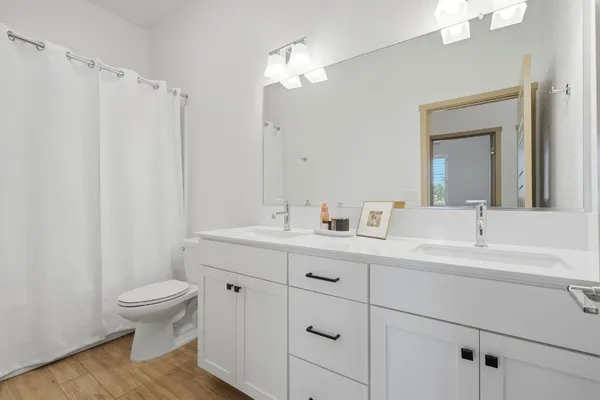 $520,000 | 3617 North Santa Fe Street, Visalia, CA 93291