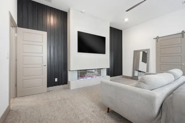 $520,000 | 3617 North Santa Fe Street, Visalia, CA 93291