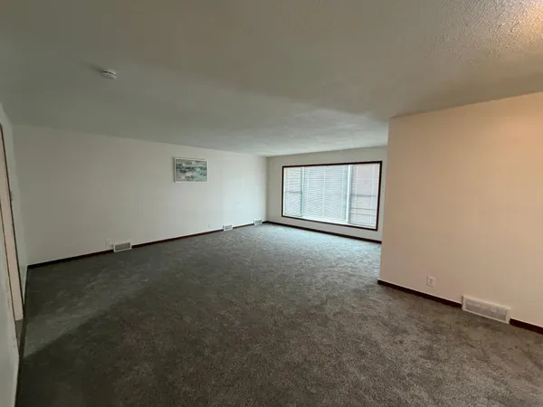 $225,000 | 1319 Kandiyohi Avenue Southwest, Willmar, MN 56201