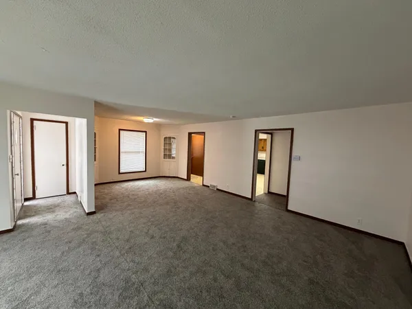 $225,000 | 1319 Kandiyohi Avenue Southwest, Willmar, MN 56201