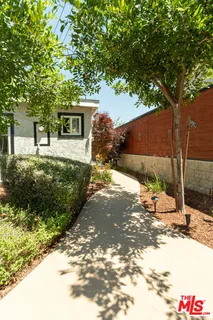 $875,000 | 304 South Cataract Avenue, San Dimas, CA 91773