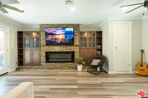 $875,000 | 304 South Cataract Avenue, San Dimas, CA 91773
