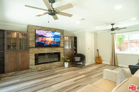 $875,000 | 304 South Cataract Avenue, San Dimas, CA 91773