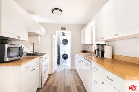 $875,000 | 304 South Cataract Avenue, San Dimas, CA 91773