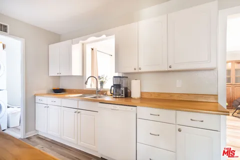 $875,000 | 304 South Cataract Avenue, San Dimas, CA 91773