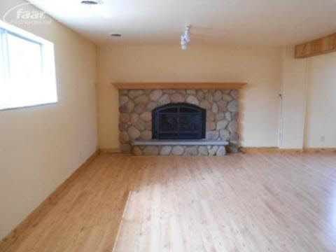 1023 Springview Drive Flushing, MI 48433 - Photo 11 of 25 20352104-10.JPG