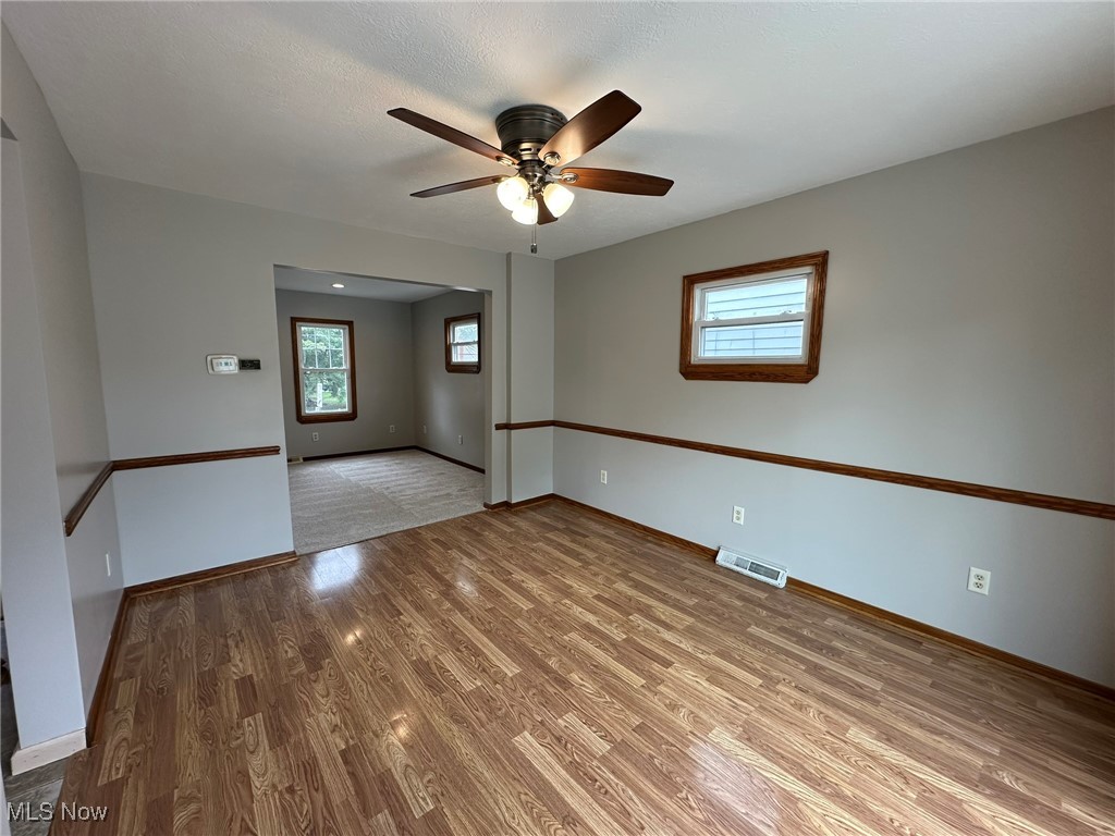 1111 Spring Road Cleveland, OH 44109 - Photo 9 of 18
