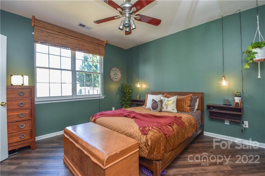 8003 Trotter Road Charlotte, NC 28216 - Photo 11 of 28 Gallery Image 11