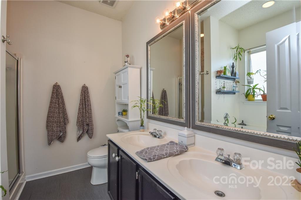8003 Trotter Road Charlotte, NC 28216 - Photo 13 of 28 Gallery Image 13