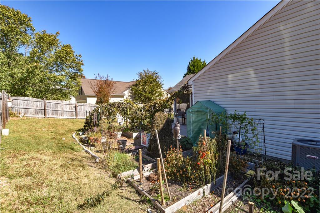 8003 Trotter Road Charlotte, NC 28216 - Photo 26 of 28 Gallery Image 26