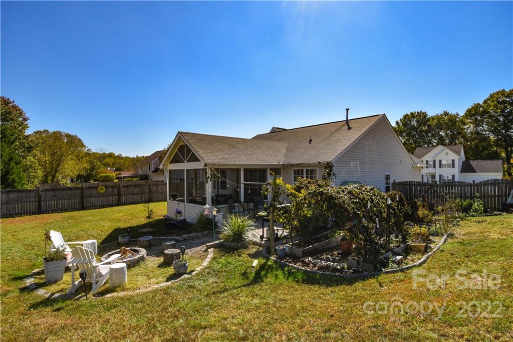 8003 Trotter Road Charlotte, NC 28216 - Photo 27 of 28 Gallery Image 27