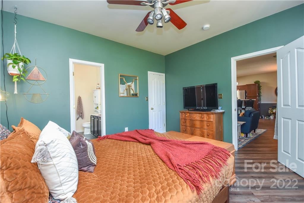 8003 Trotter Road Charlotte, NC 28216 - Photo 10 of 28 Gallery Image 10