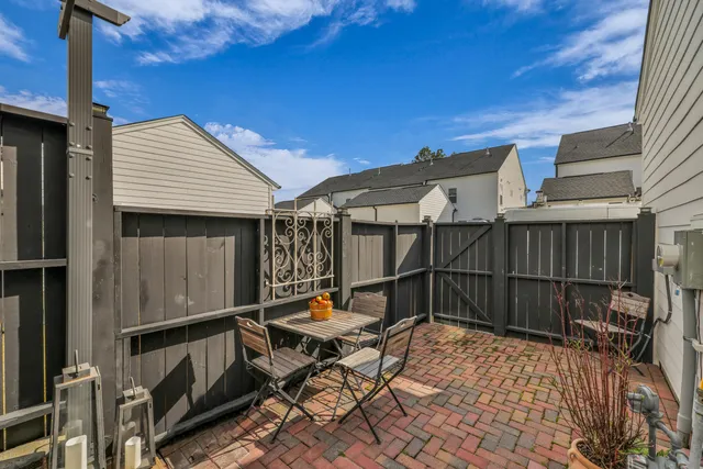 $335,000 | 1011 Swamp Harrier Avenue, Ravenel, SC 29470